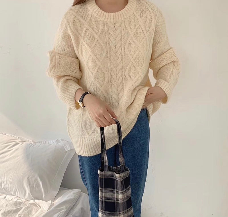 Round Neck Sweater Mimi